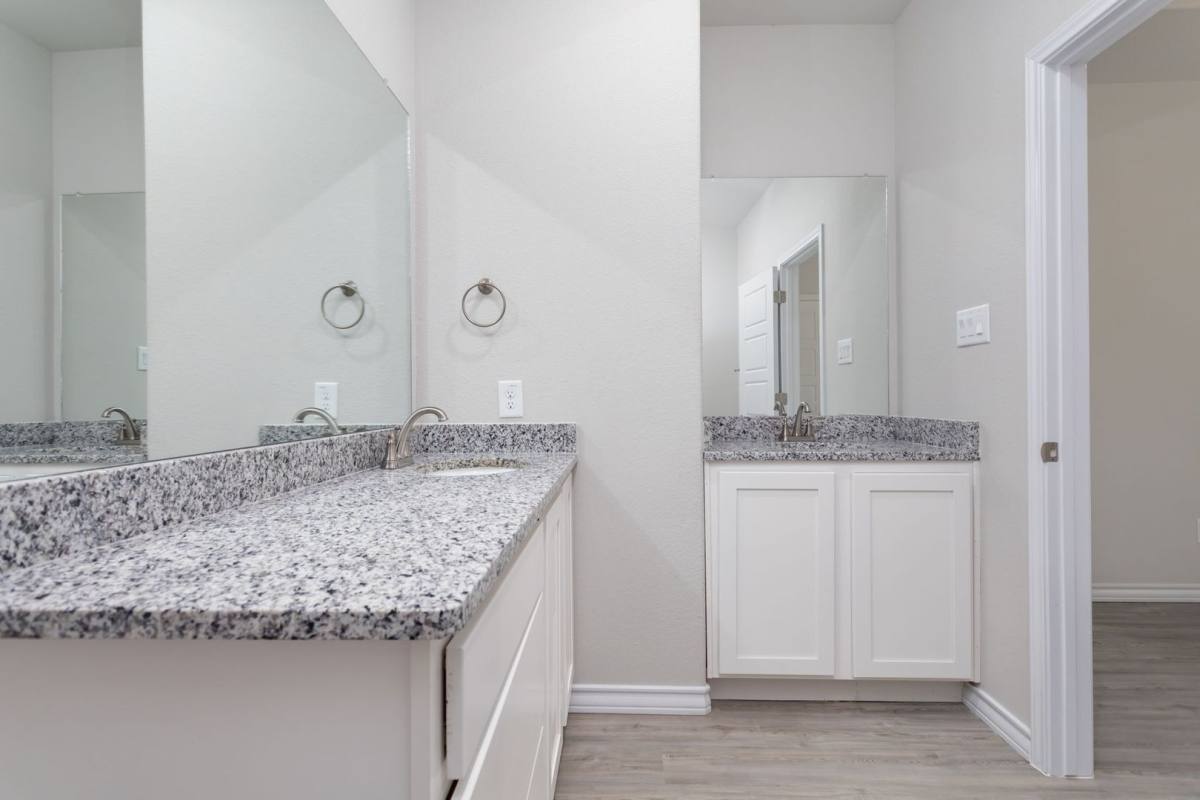 Townhouse for rent at 502 Hudson St, Seguin, TX 78155