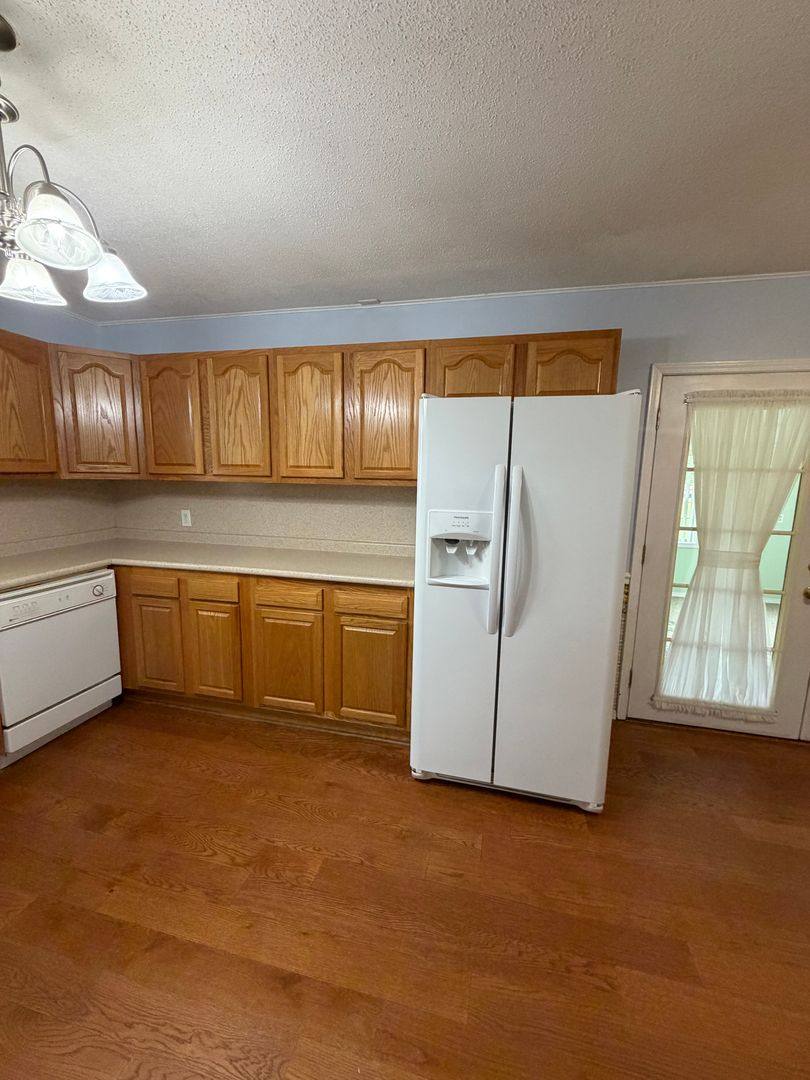 House for rent at 412 S Duke Ave, Springfield, MO 65802
