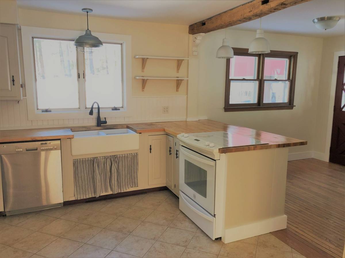 House for rent at 125 Tamarack Rd, Pittsfield, MA 01201