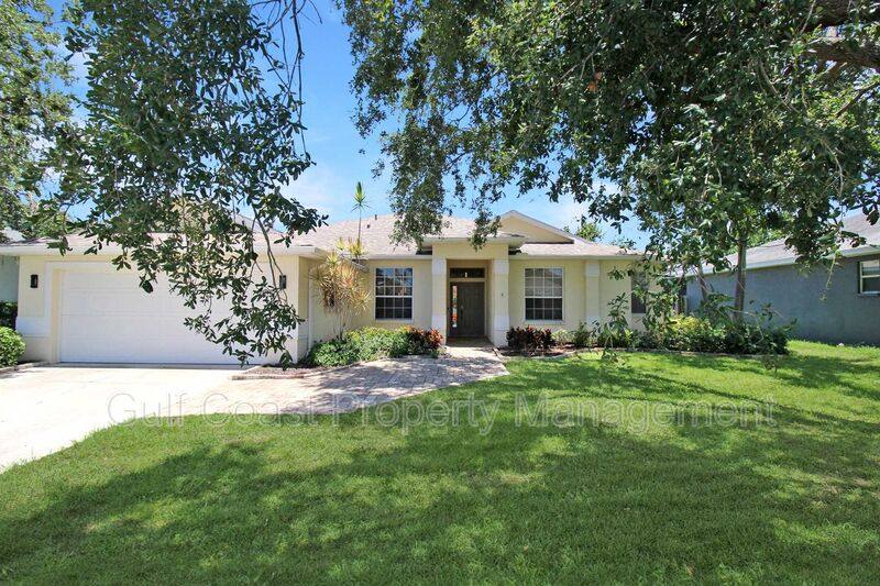 House for rent at 4815 77th St E, Bradenton, FL 34203