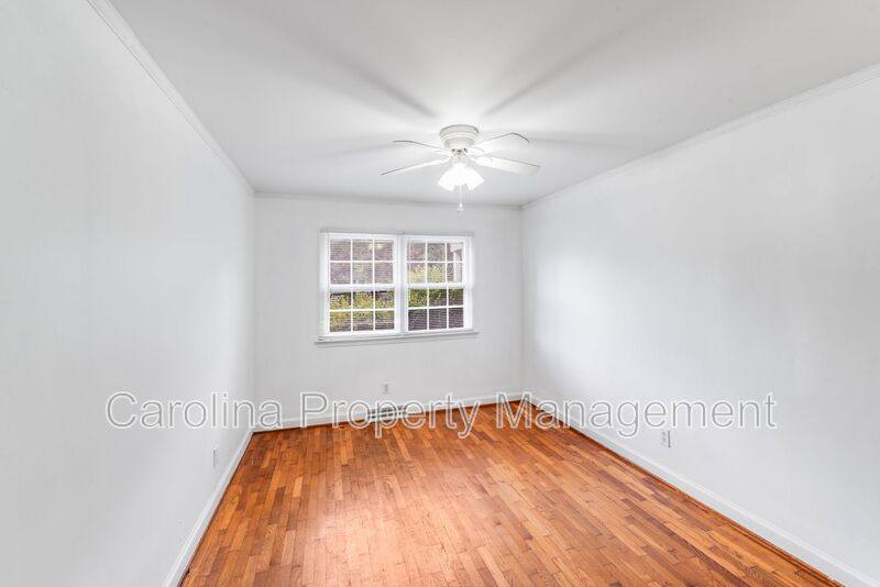 House for rent at 405-B W Harvie Ave, Gastonia, NC 28052