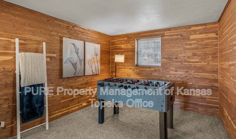 House for rent at 924 SW Watson Ave, Topeka, KS 66606