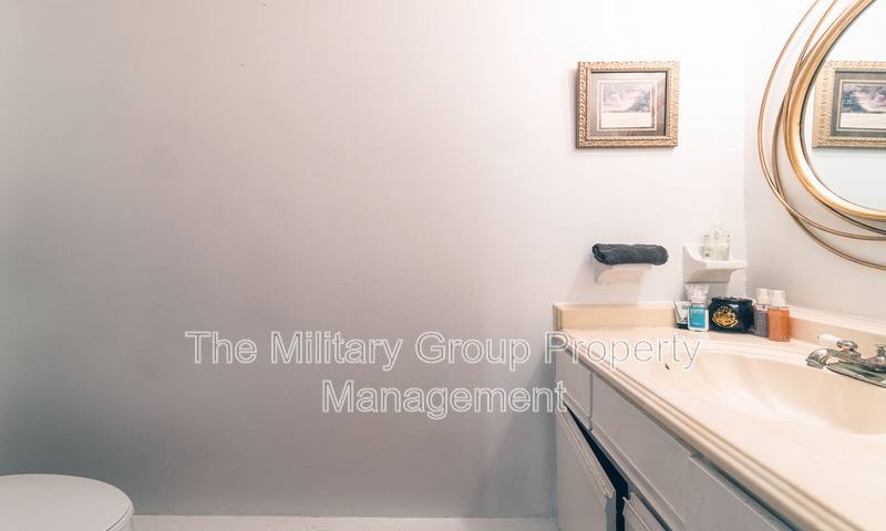 Townhouse for rent at 4814 Kingsmeadow Lane, Jacksonville, FL 32217