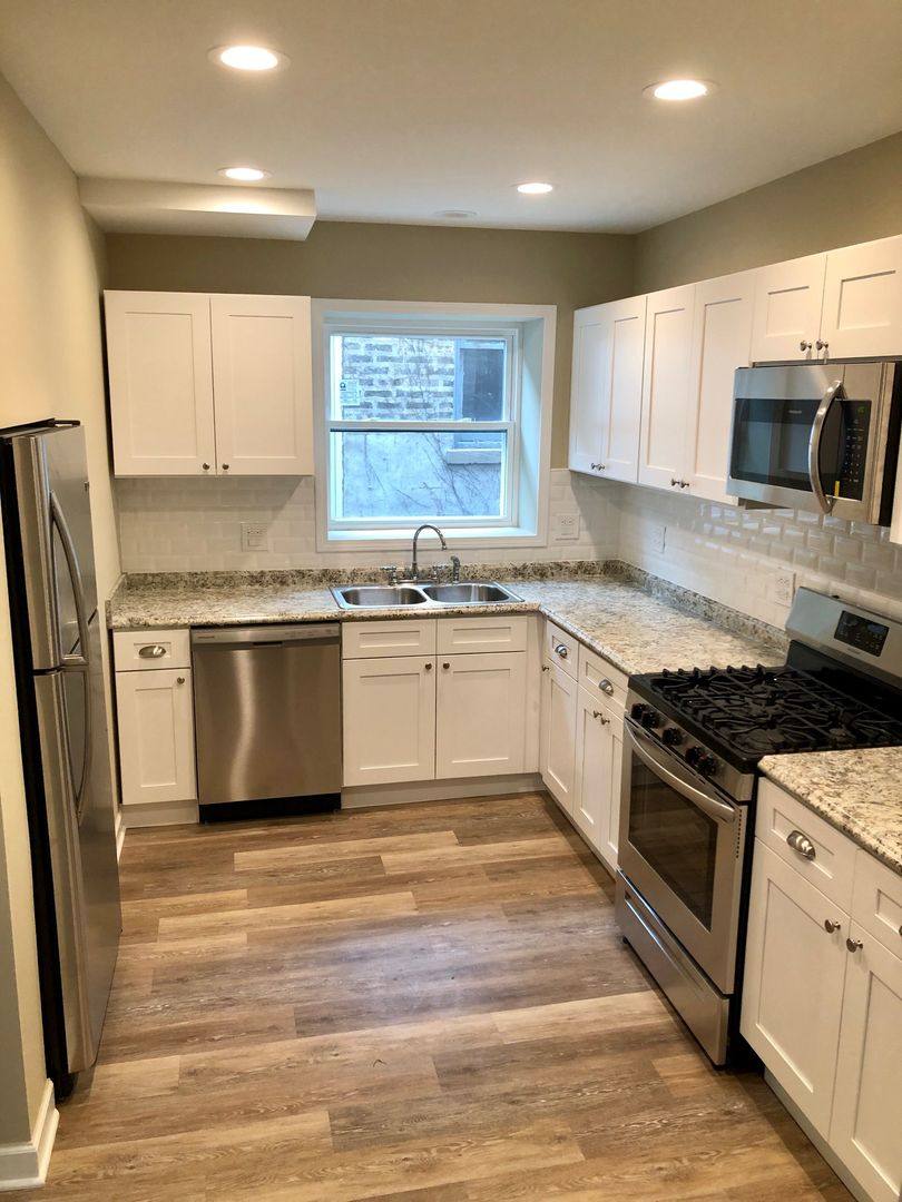 Apartment for rent at 2641-43 W Estes Ave, Chicago, IL 60645