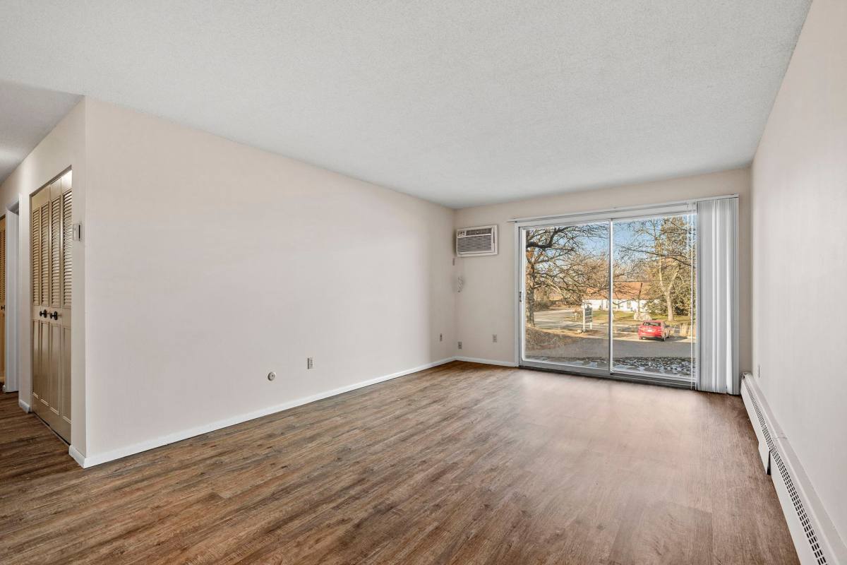 Apartment for rent at 222 Wentworth Ave W, Saint Paul, MN 55118
