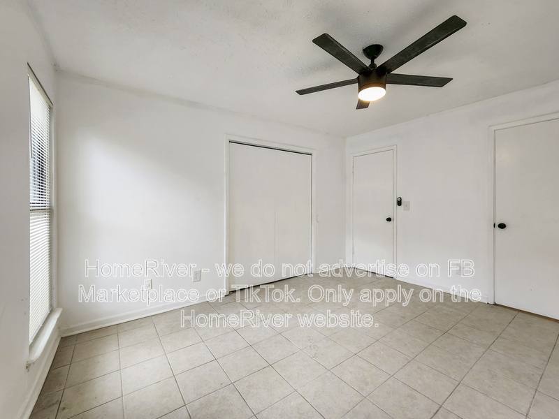 House for rent at 5482 Martins Crossing Rd, Stone Mountain, GA 30088