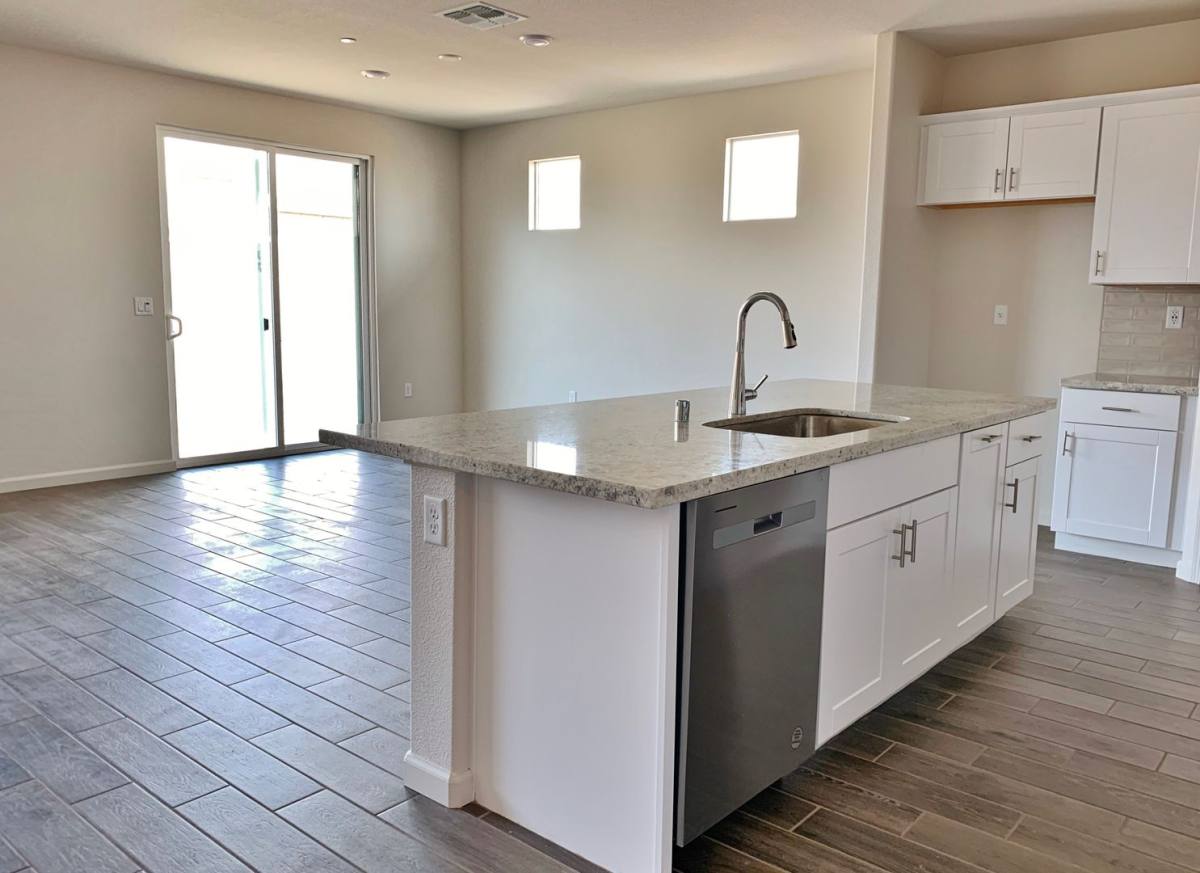 House for rent at 2070 Wildflower Dr, Hollister, CA 95023