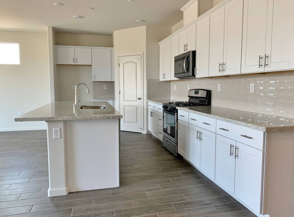 House for rent at 2070 Wildflower Dr, Hollister, CA 95023