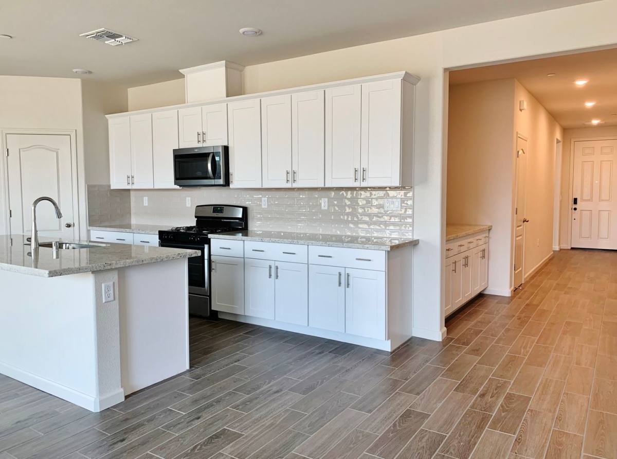 House for rent at 2070 Wildflower Dr, Hollister, CA 95023