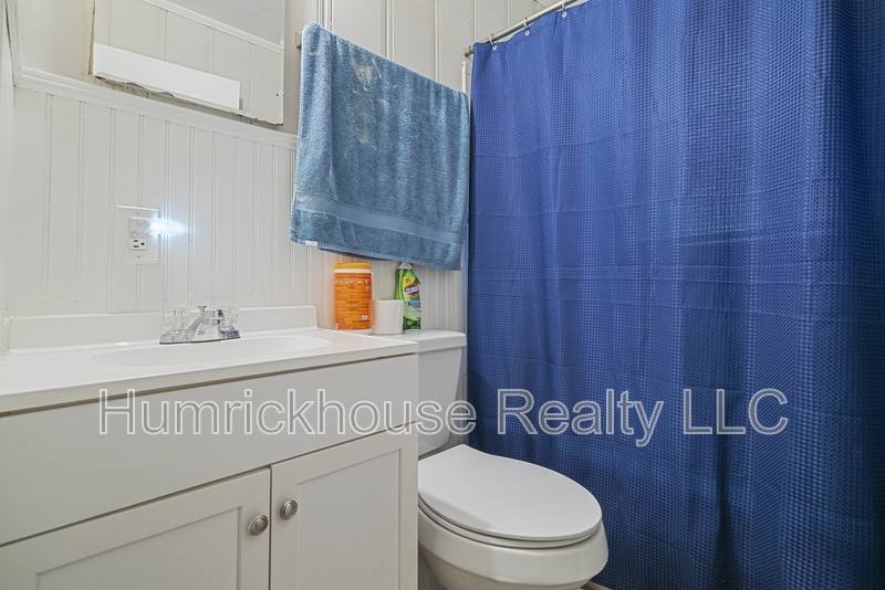 House for rent at 2320 Olando St #1, Charlotte, NC 28206