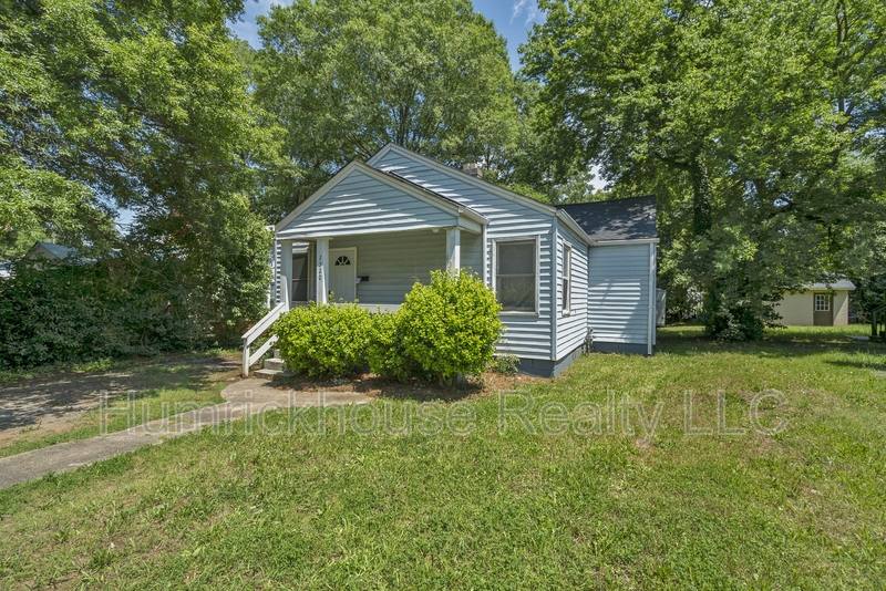 House for rent at 2320 Olando St #1, Charlotte, NC 28206