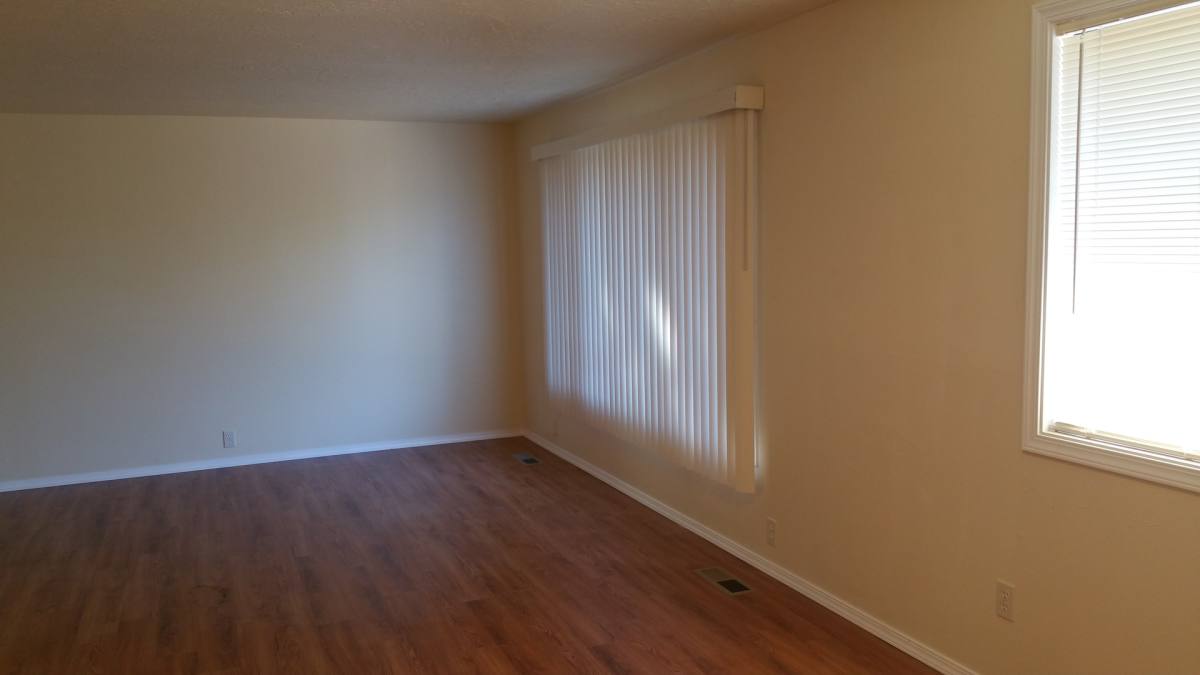 House for rent at 3617 Silverstone Dr NE, Salem, OR 97305