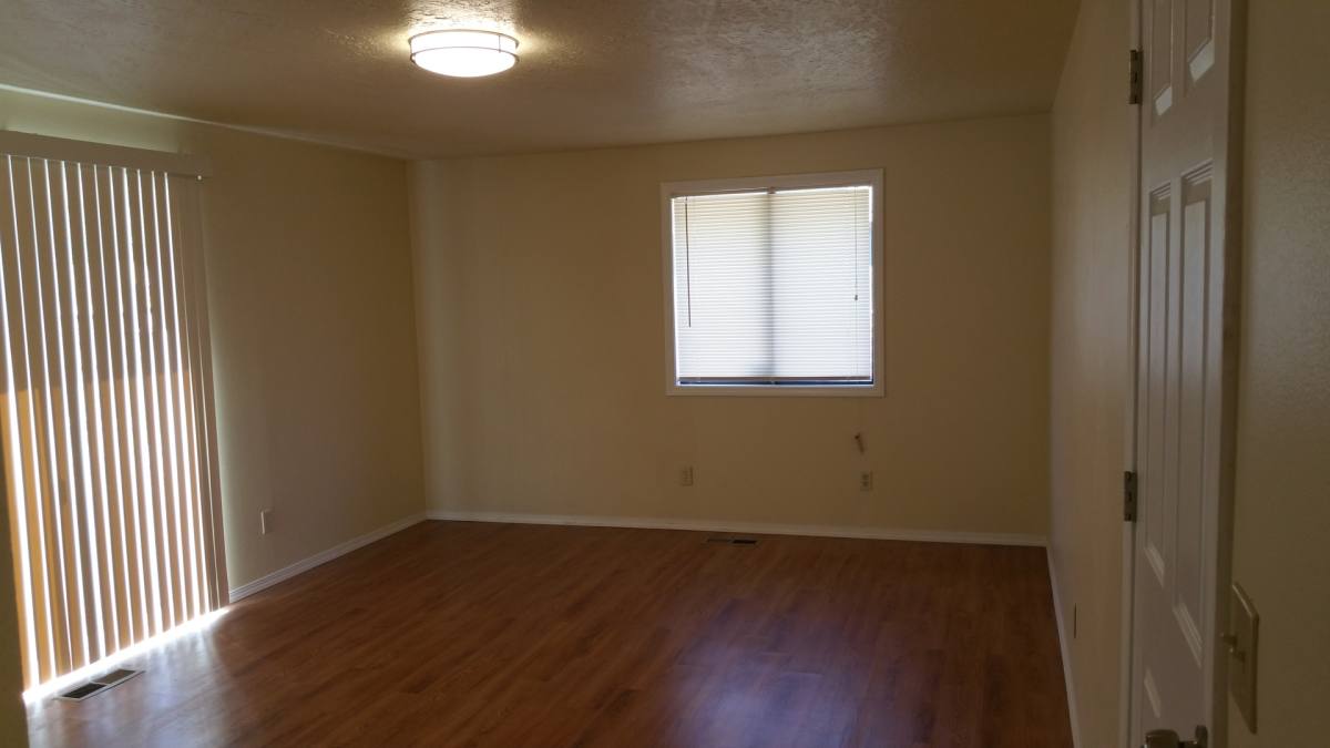 House for rent at 3617 Silverstone Dr NE, Salem, OR 97305