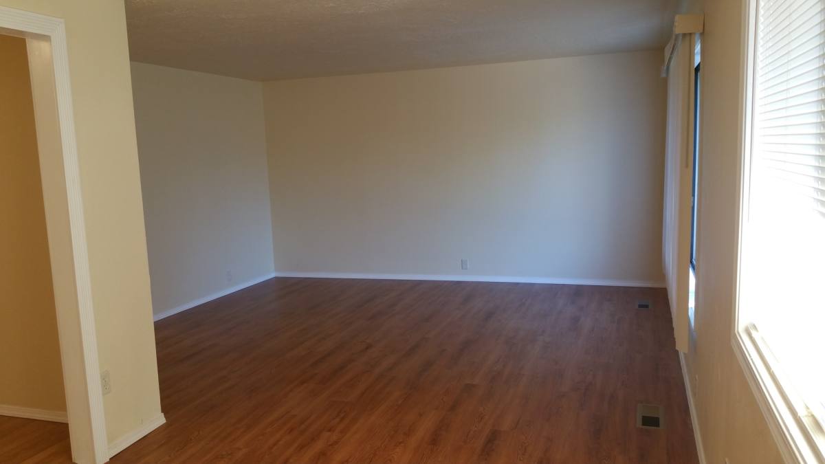 House for rent at 3617 Silverstone Dr NE, Salem, OR 97305