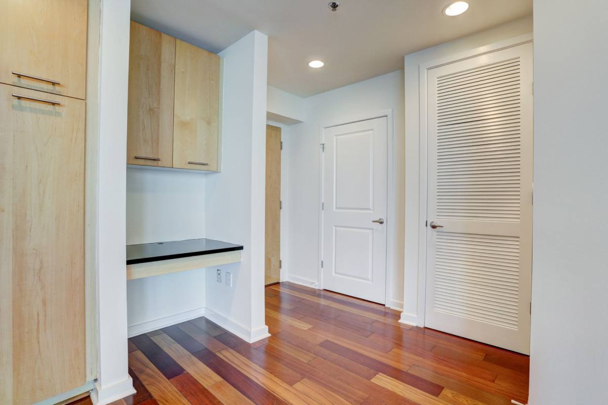 Condo for rent at 3324 Peachtree Rd NE, Atlanta, GA 30326