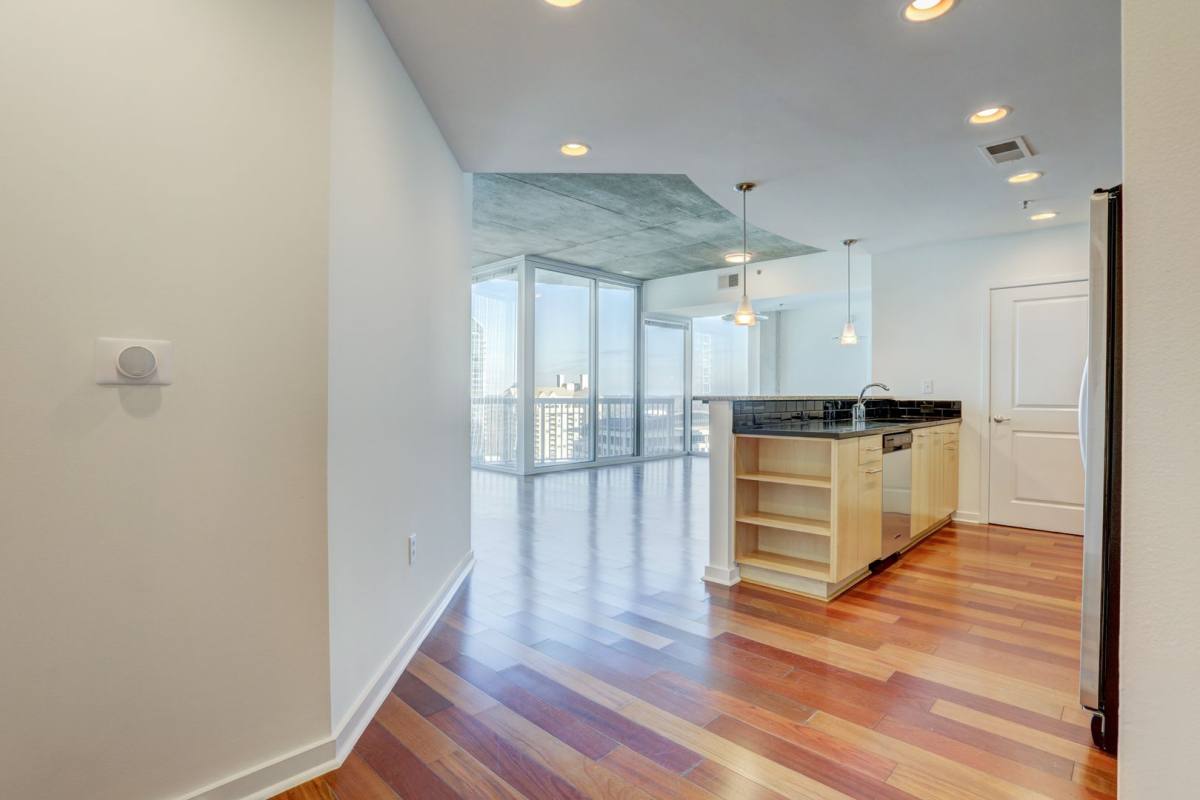 Condo for rent at 3324 Peachtree Rd NE, Atlanta, GA 30326