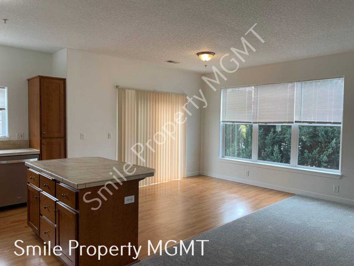 Condo for rent at 11259 SE Causey Circle, Happy Valley, OR 97086