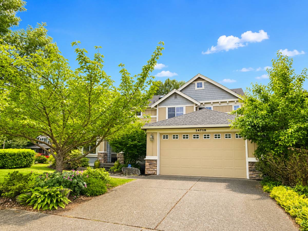 House for rent at 14715 77th Place NE, Kenmore, WA 98028