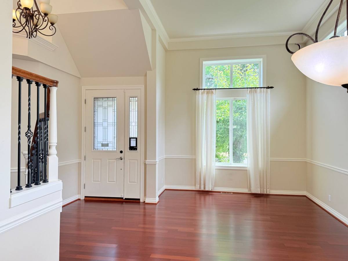House for rent at 14715 77th Place NE, Kenmore, WA 98028