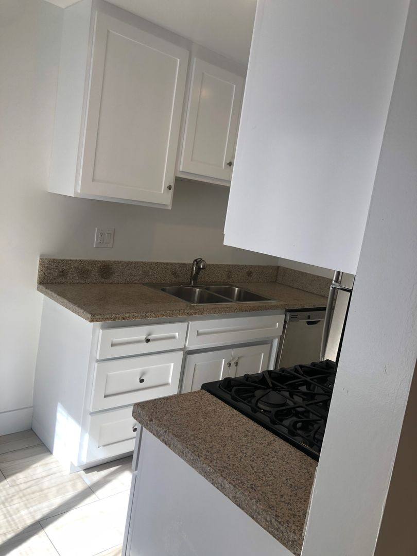 Apartment for rent at 1215 N June St, Los Angeles, CA 90038