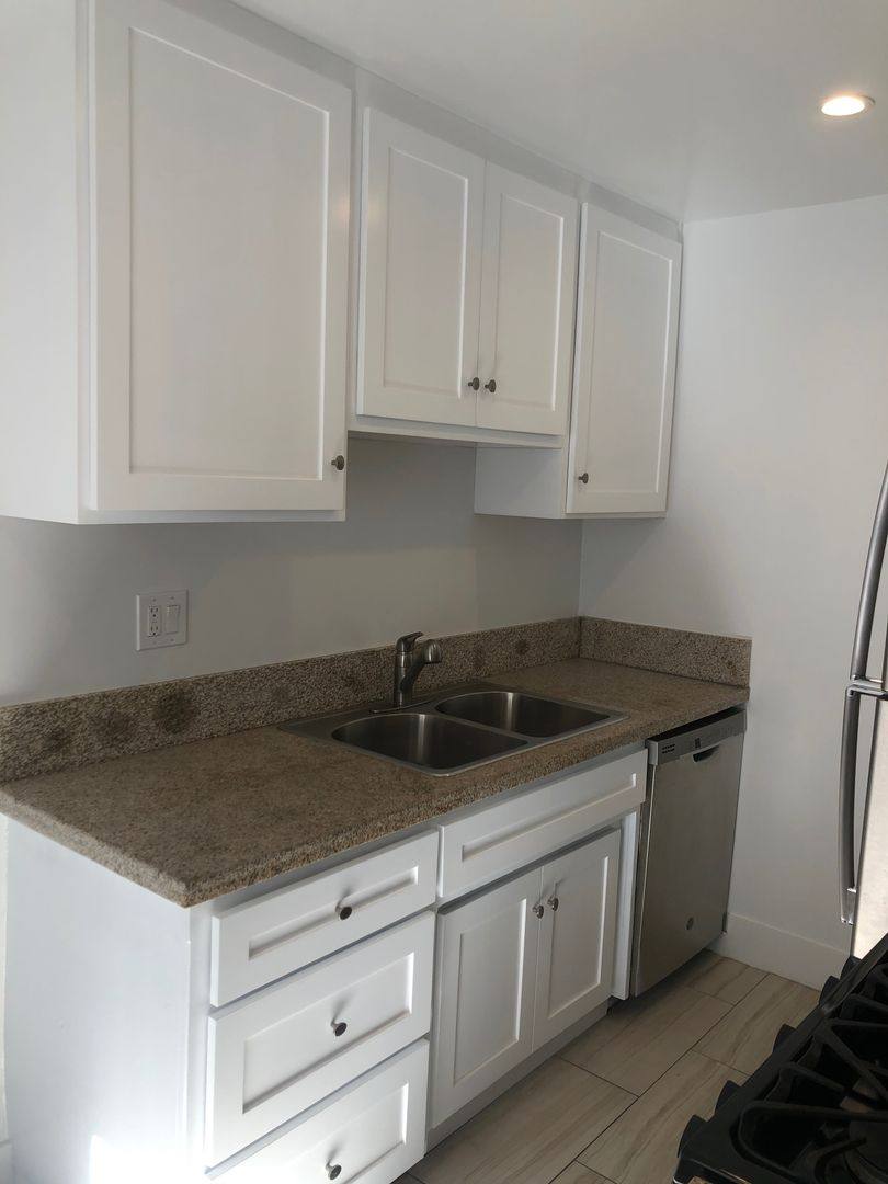 Apartment for rent at 1215 N June St, Los Angeles, CA 90038