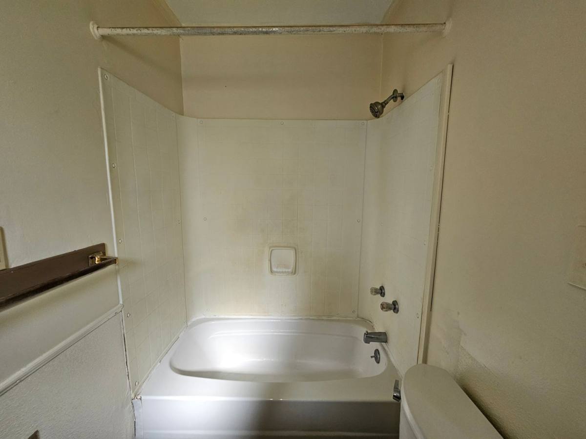 Apartment for rent at 1521 Mutual St #2, Pittsburgh, PA 15204