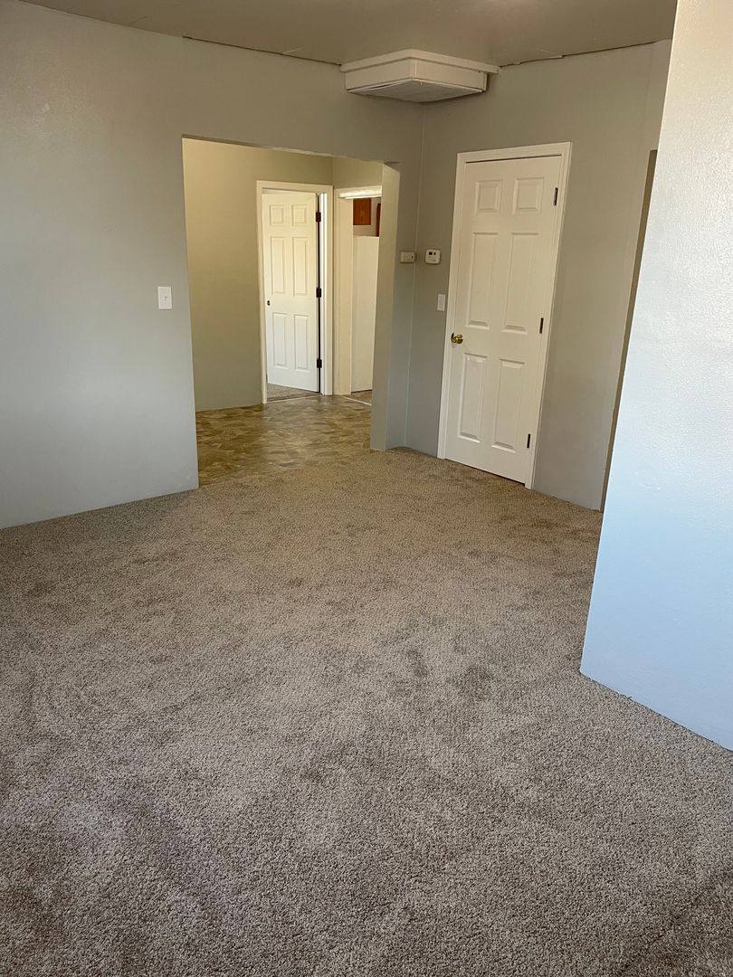 House for rent at 122 E State St, Mascoutah, IL 62258