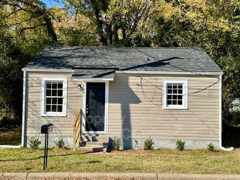 House for rent at 903 Holt St, Lexington, NC 27292