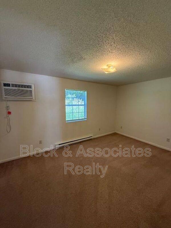 Apartment for rent at 118 Reece Court #B, Randleman, NC 27317