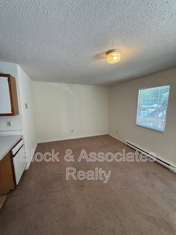 Apartment for rent at 118 Reece Court #B, Randleman, NC 27317