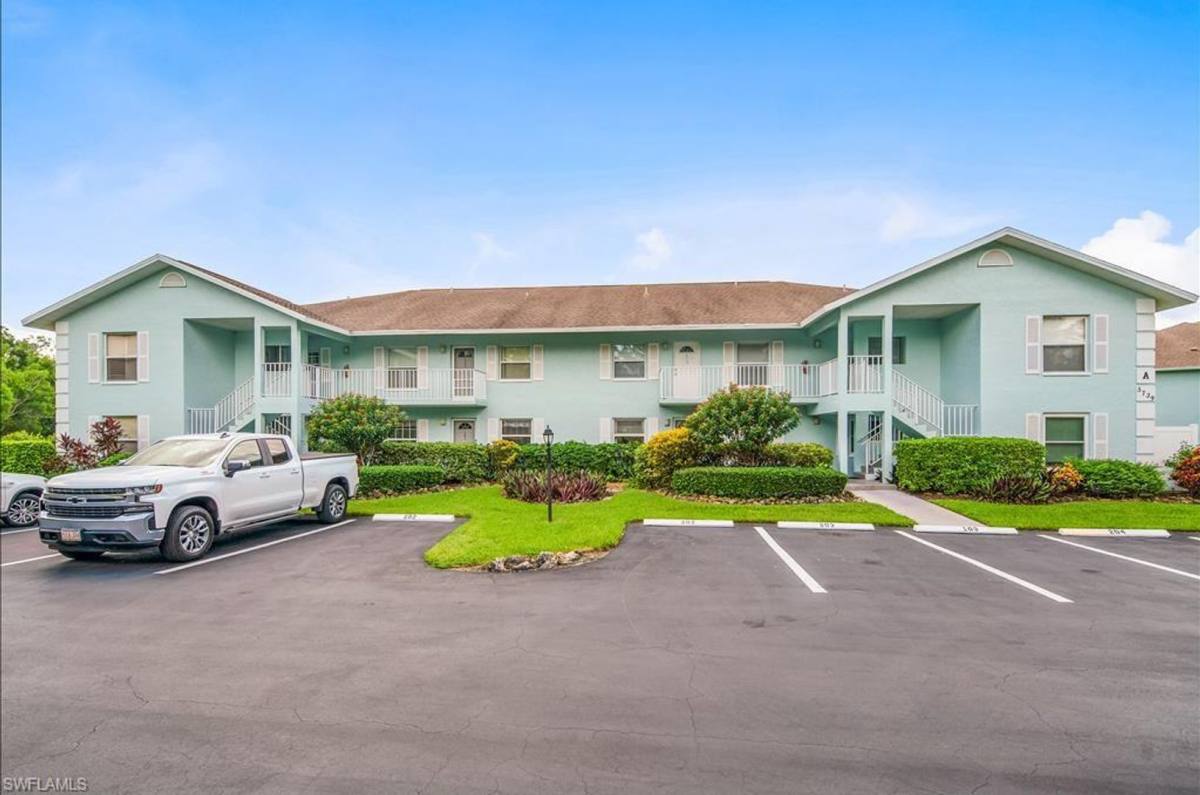 Condo for rent at 5739 Whitaker Rd, Naples, FL 34112