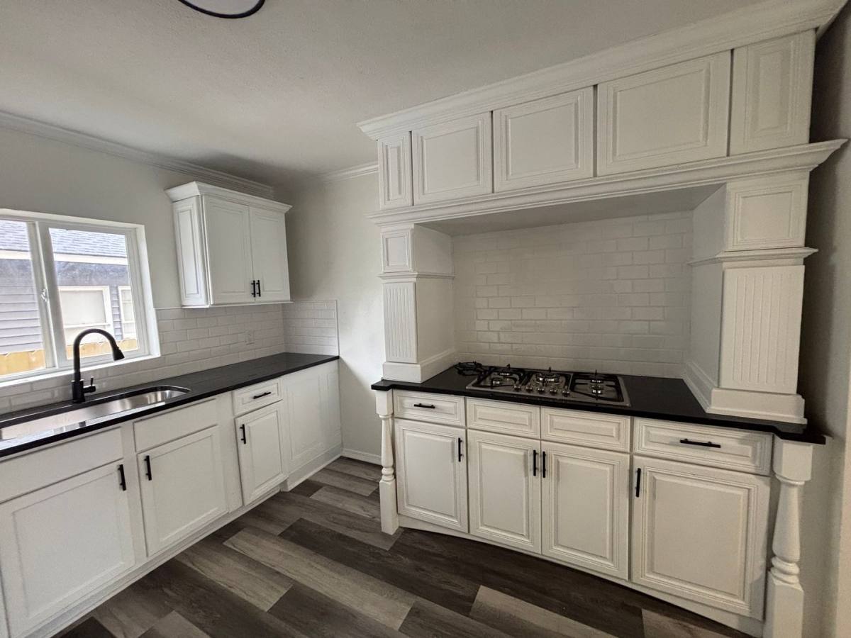 Apartment for rent at 655 S Hillside St, Wichita, KS 67211