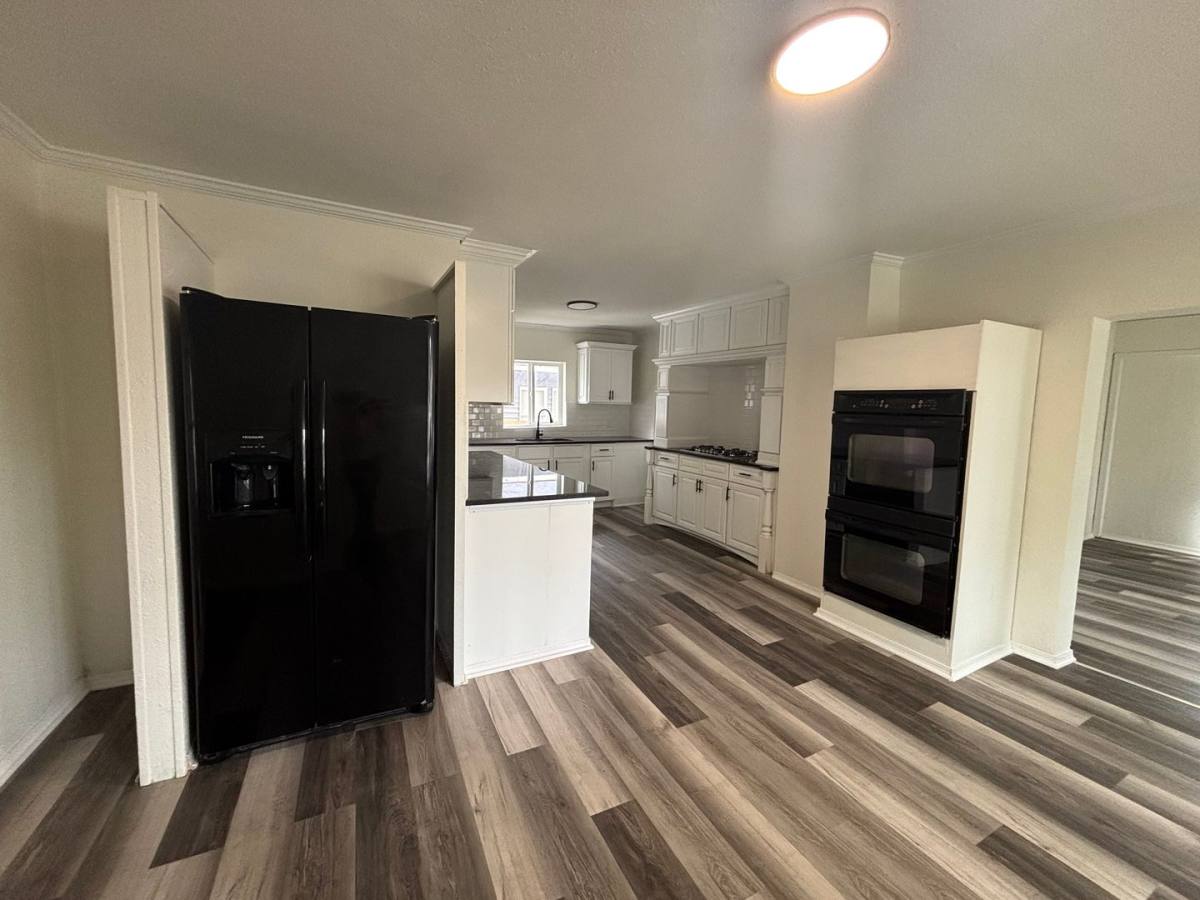 Apartment for rent at 655 S Hillside St, Wichita, KS 67211