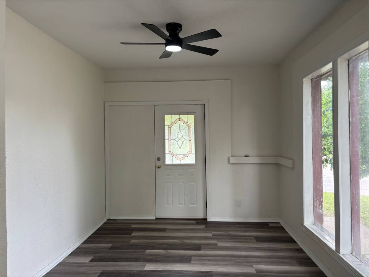 Apartment for rent at 655 S Hillside St, Wichita, KS 67211