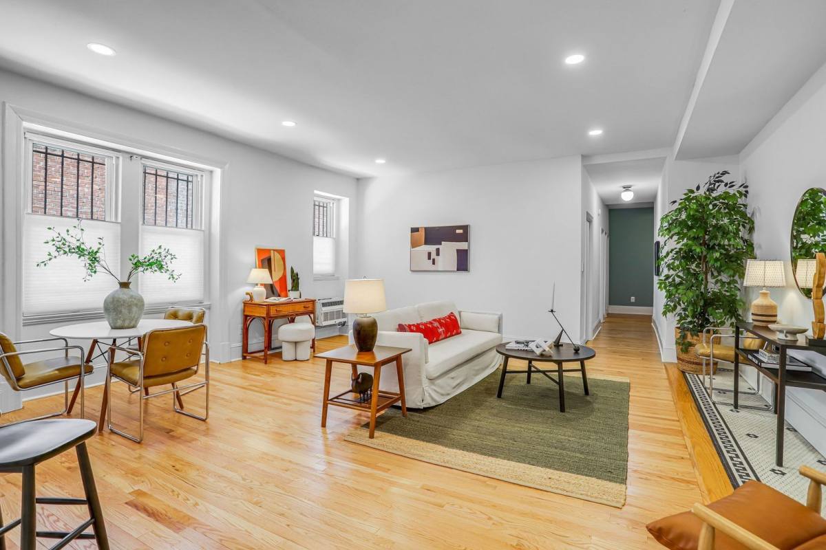Apartment for rent at 3420 16th St NW, Washington, DC 20010