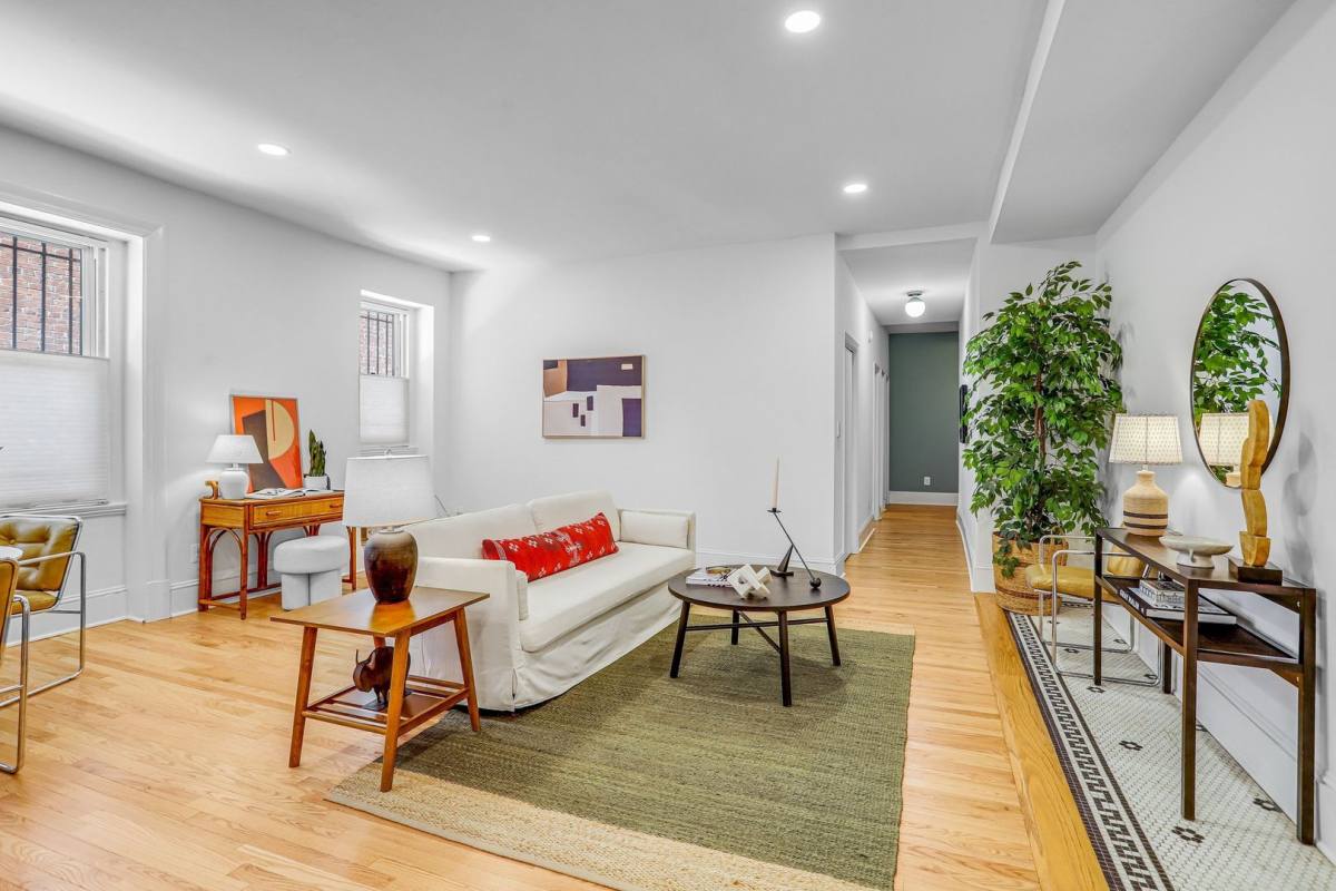 Apartment for rent at 3420 16th St NW, Washington, DC 20010