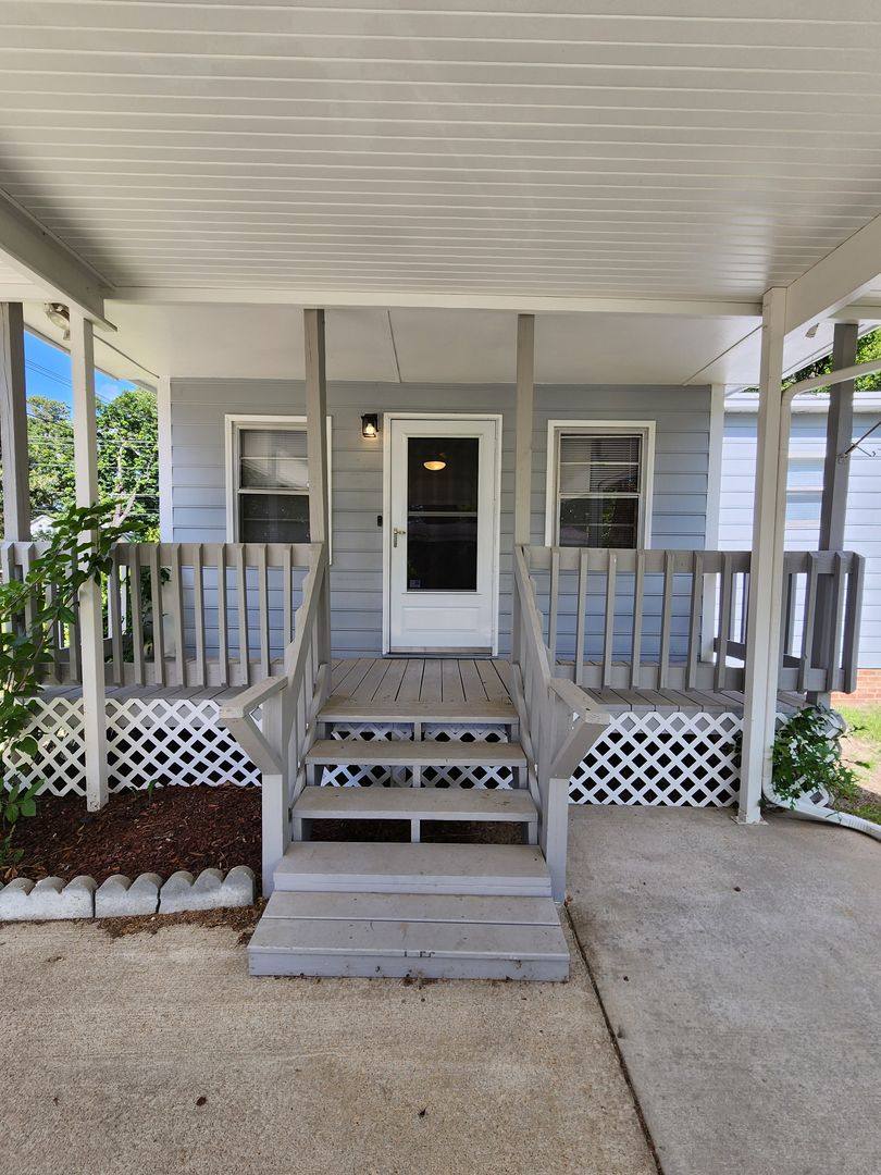 House for rent at 400 Roxie Ave, Fayetteville, NC 28304