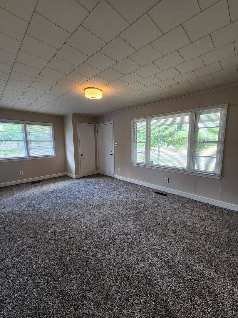 House for rent at 400 Roxie Ave, Fayetteville, NC 28304