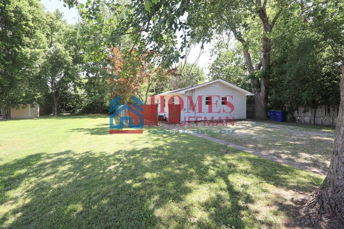 House for rent at 515 E Brumfield Ave, Princeton, IN 47670