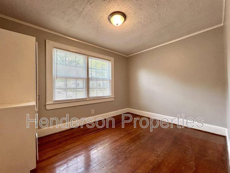 Apartment for rent at 2549 Pinckney Ave, Charlotte, NC 28205