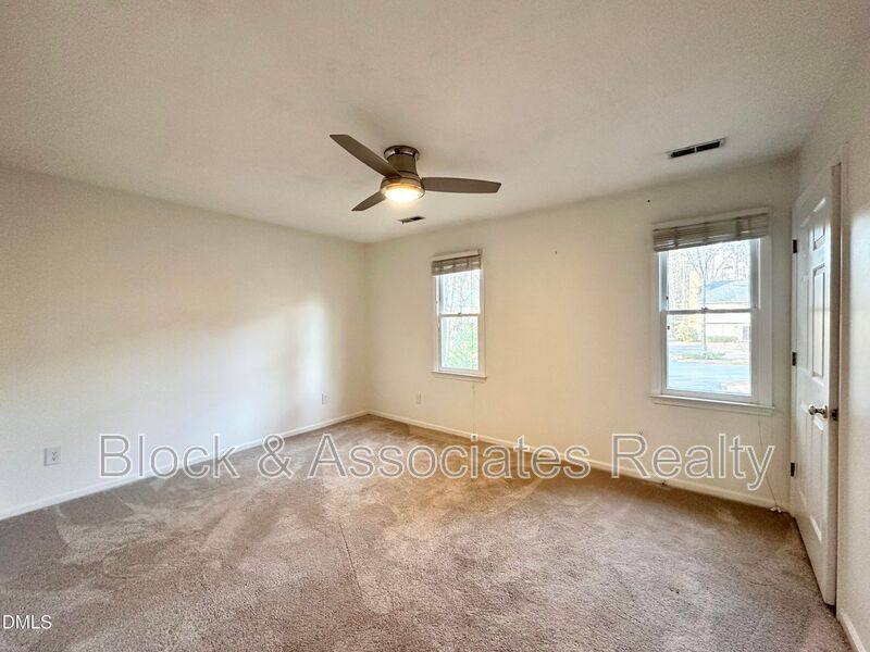 Townhouse for rent at 5649 Hamstead Crossing, Raleigh, NC 27612