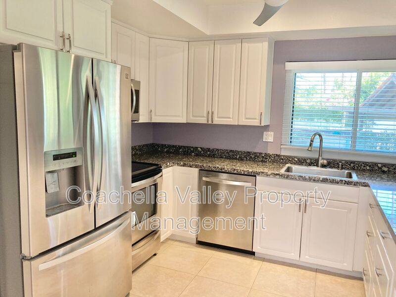 Condo for rent at 45406 Driftwood Dr, Palm Desert, CA 92260