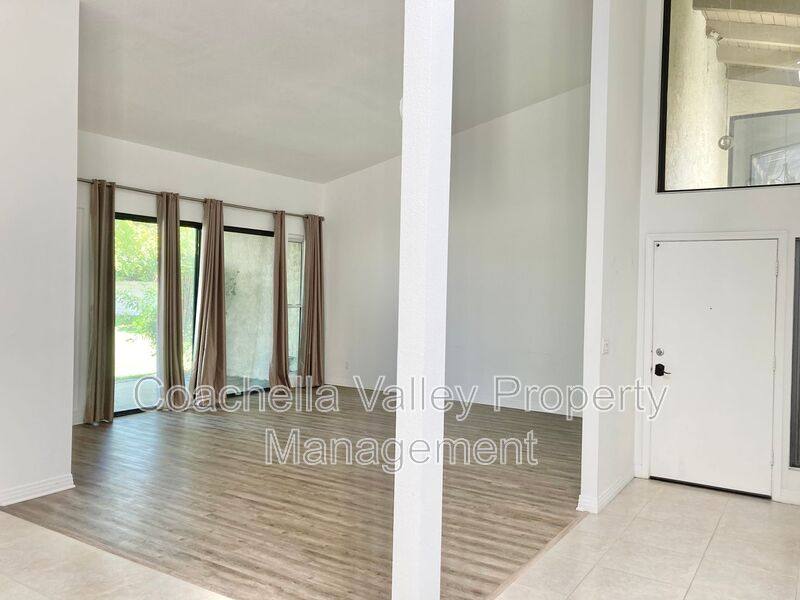 Condo for rent at 45406 Driftwood Dr, Palm Desert, CA 92260