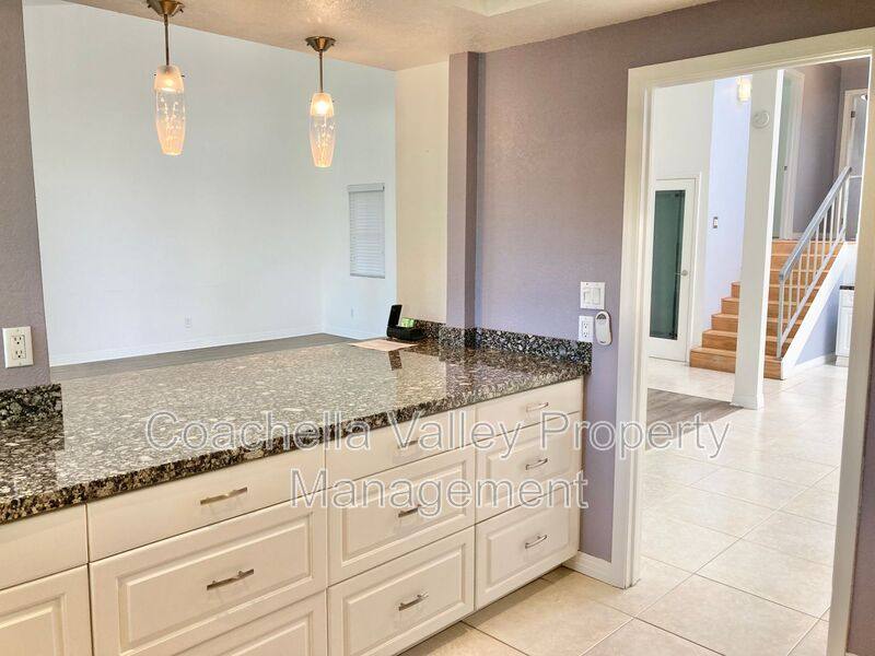 Condo for rent at 45406 Driftwood Dr, Palm Desert, CA 92260