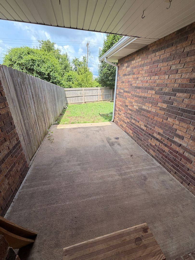 Apartment for rent at 3541 S Jefferson Ave, Springfield, MO 65807