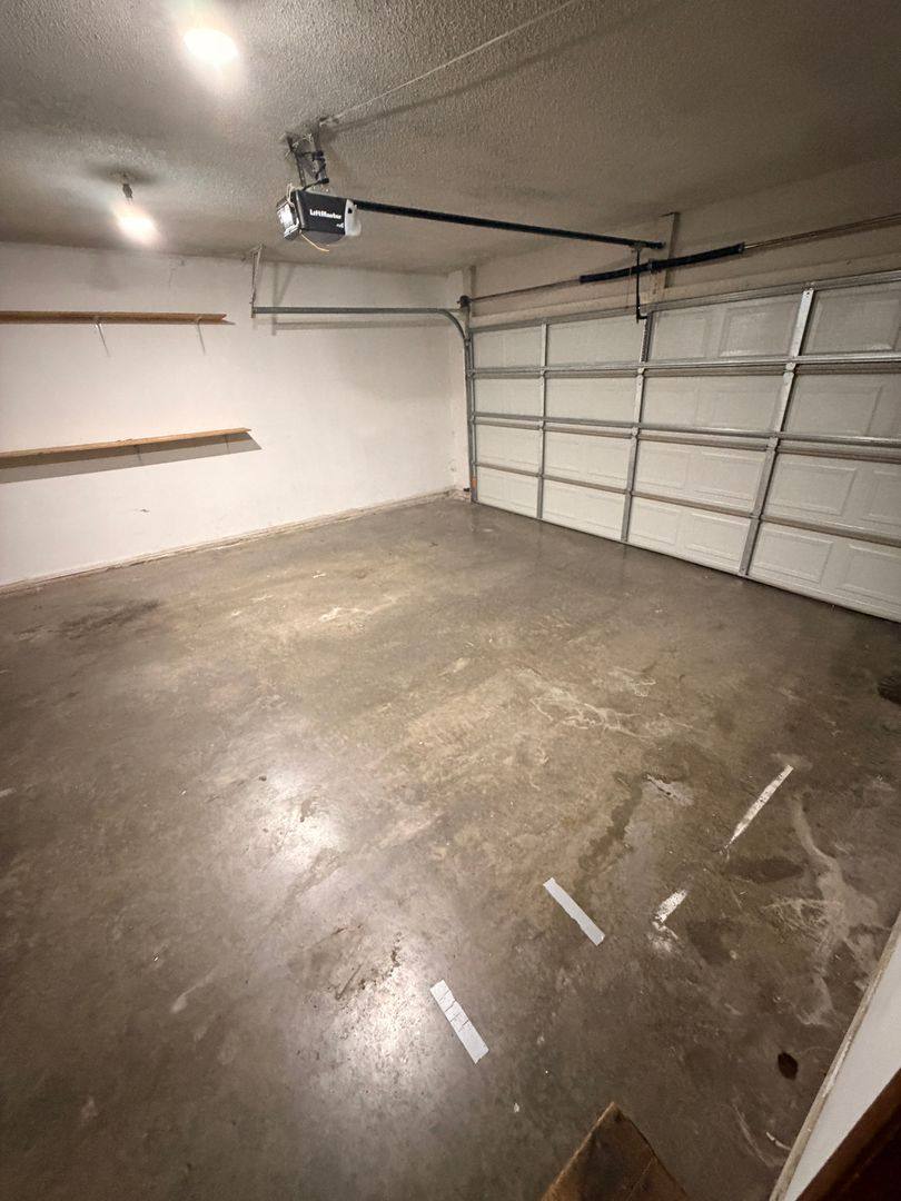 Apartment for rent at 3541 S Jefferson Ave, Springfield, MO 65807