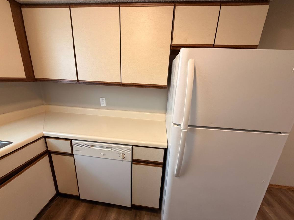 Apartment for rent at 3541 S Jefferson Ave, Springfield, MO 65807