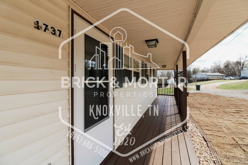 House for rent at 1737 Lively Rd, Maryville, TN 37801