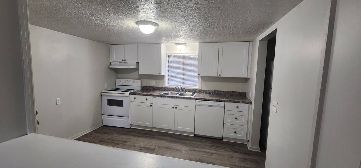 Apartment for rent at 940 Willetta St SW, Albany, OR 97321