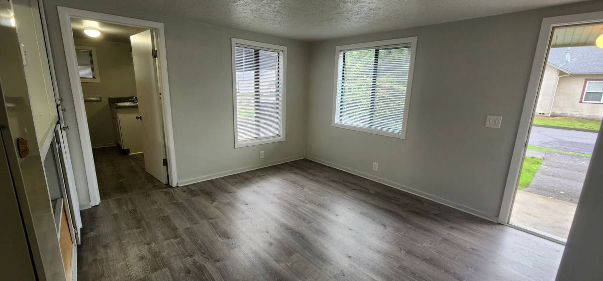 Apartment for rent at 940 Willetta St SW, Albany, OR 97321